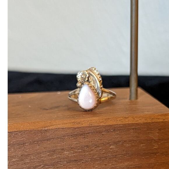 Native American Pink Stone Teardrop Ring Sz 4.75 & Feather Dangle Earring Set - Picture 3 of 9